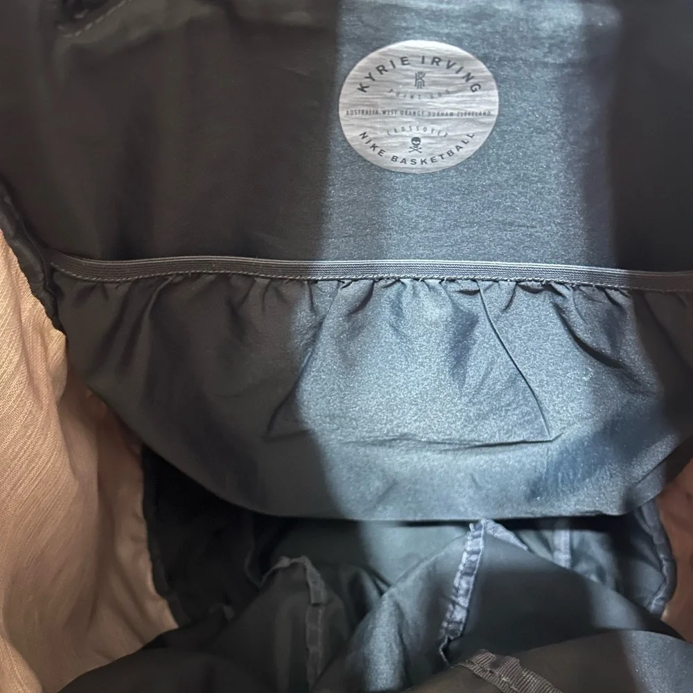 NIKE Kyrie Irving Elite Basketball Bag Backpack Cream Black Travel Spacious Gym